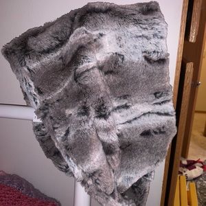 Pandemonium Millinery Luxury Neck Warmer